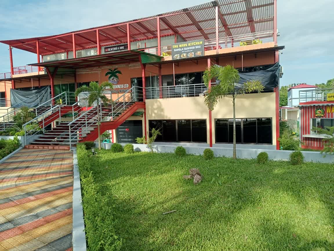 The Wave Resort 02